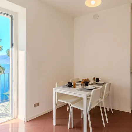 Apartmán Lavarello By Interhome Domaso